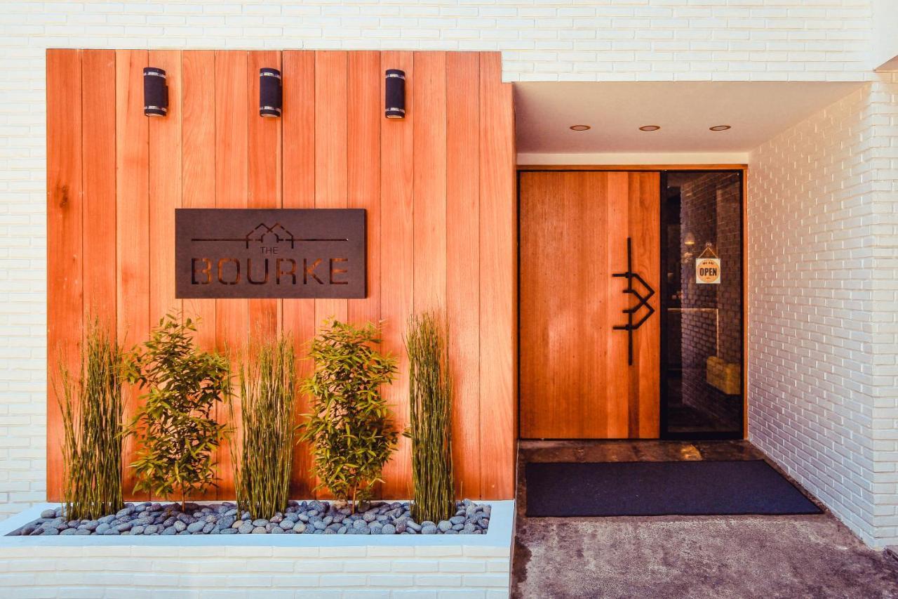 The Bourke Hotel Davao Stadt Exterior foto
